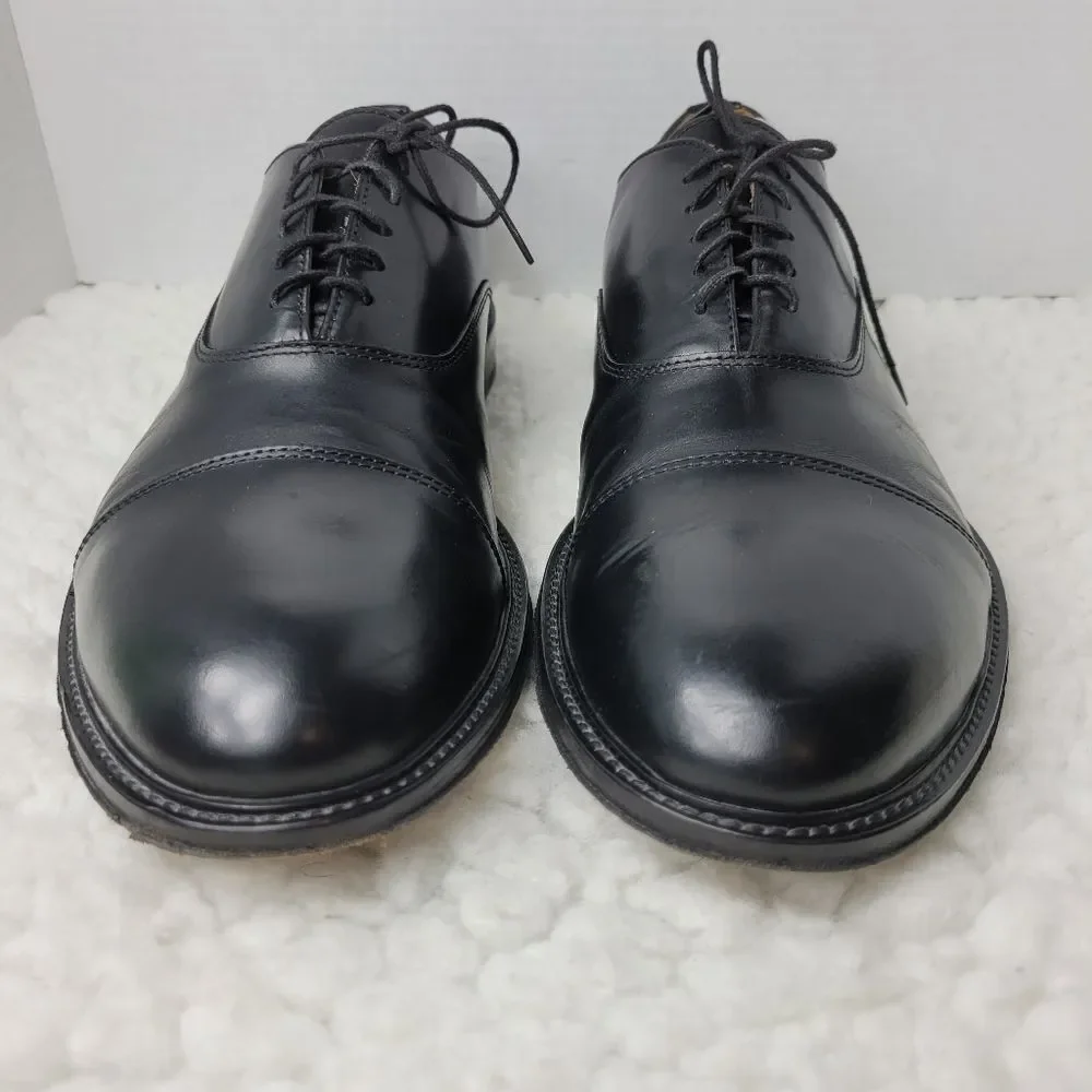 Barneys New York Mens Oxford Shoes Size 13  Black Leather Cap Toe